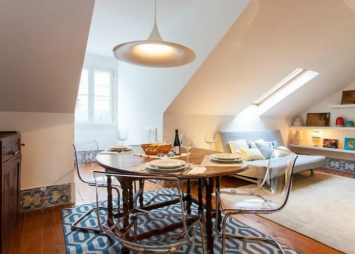 Bairro Alto-chiado 2 Bdr Beautifull View *